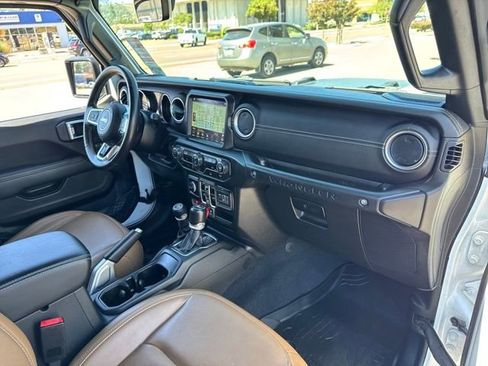 Used 2022 Jeep Wrangler Unlimited Rubicon 4xe image 20