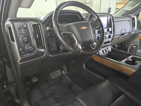Used 2016 Chevrolet Silverado 2500 LTZ w/ Duramax Plus Package AWD/4WD image 15
