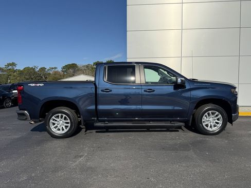 Used 2022 Chevrolet Silverado 1500 LT image 3