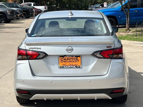 Used 2025 Nissan Versa SR w/ Trunk Package FWD image 4