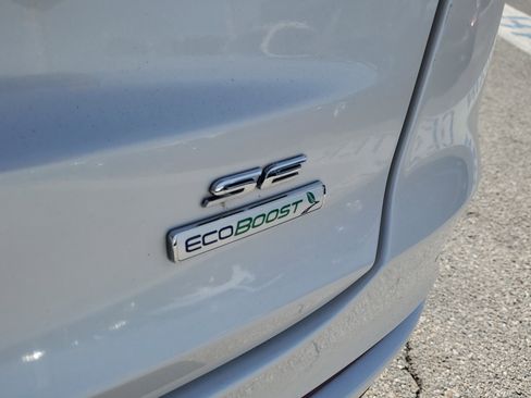 Used 2019 Ford Fusion SE w/ Equipment Group 151A image 9