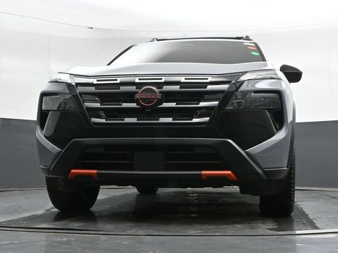 Used 2025 Nissan Rogue SV AWD/4WD image 44
