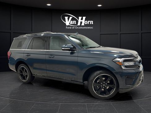 Used 2024 Ford Expedition Limited AWD/4WD image 1