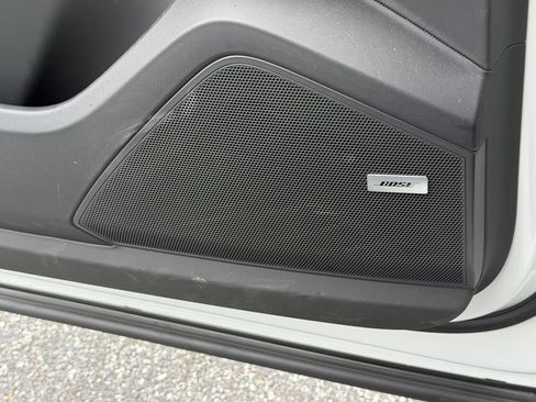 Certified 2026 Porsche Cayenne E-Hybrid Coupe AWD/4WD image 25