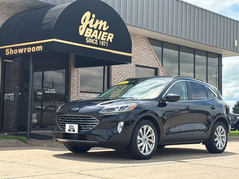 Certified 2021 Ford Escape Titanium w/ Titanium Elite Package AWD/4WD image 1