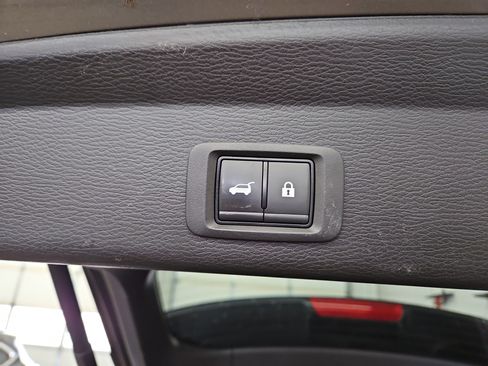 Used 2023 Mitsubishi Outlander SE image 13