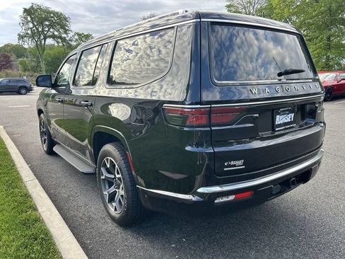 Used 2023 Jeep Wagoneer Series III w/ Convenience Group I AWD/4WD image 6