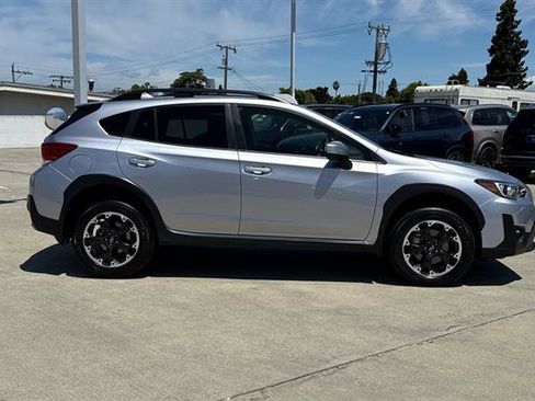 Used 2023 Subaru Crosstrek 2.0i Premium AWD/4WD image 2
