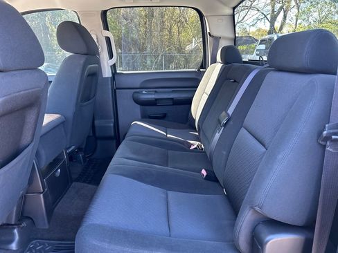 Used 2011 Chevrolet Silverado 2500 LT w/ Suspension Package, Off-Road image 10