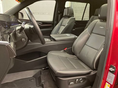 Used 2024 Cadillac Escalade Sport w/ LPO, ONYX Package AWD/4WD image 21