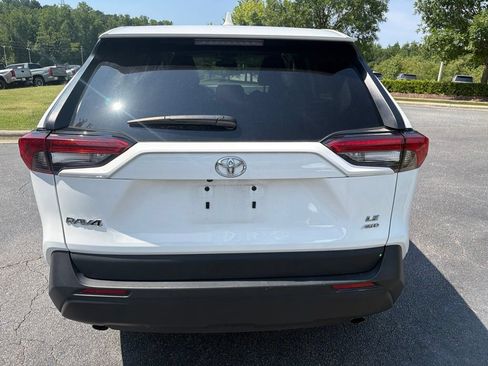 Used 2025 Toyota RAV4 LE AWD/4WD image 6