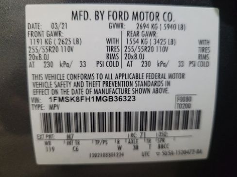 Used 2021 Ford Explorer Limited w/ Equipment Group 301A AWD/4WD image 33