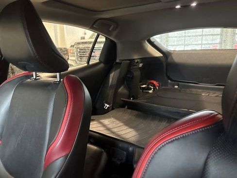 Used 2024 Toyota Prius Prime SE image 25