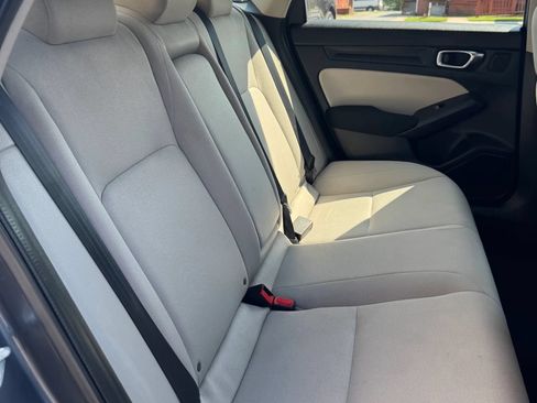Used 2022 Honda Civic EX image 11