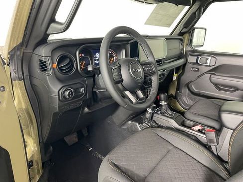 New 2026 Jeep Gladiator Mojave image 3