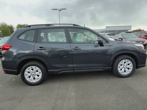 Used 2019 Subaru Forester w/ Alloy Wheel Package AWD/4WD image 9
