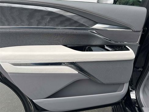 New 2025 Cadillac Escalade IQ Luxury 1 image 10