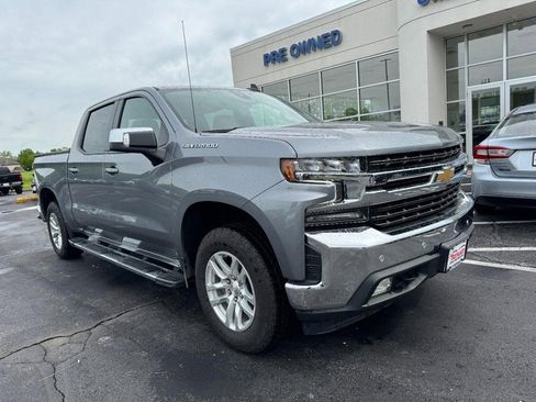 Used 2021 Chevrolet Silverado 1500 LT w/ Max Trailering Package AWD/4WD image 2