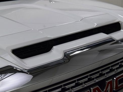 Used 2023 GMC Sierra 3500 Denali w/ Denali Ultimate Package image 16