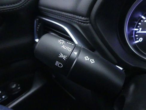 Used 2025 MAZDA CX-5 AWD 2.5 S w/ Preferred Package image 19