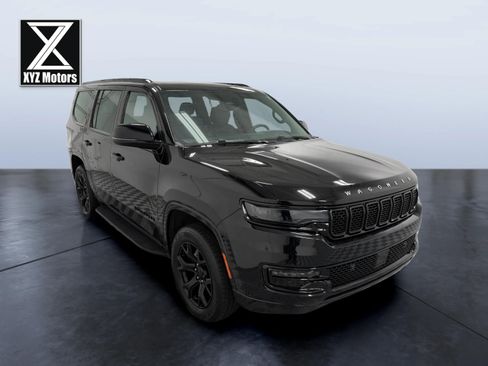 Used 2024 Jeep Wagoneer Series II AWD/4WD image 7