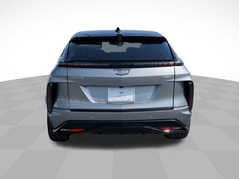 New 2026 Cadillac Lyriq V image 6
