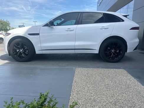 Used 2025 Jaguar F-PACE R-Dynamic S image 8