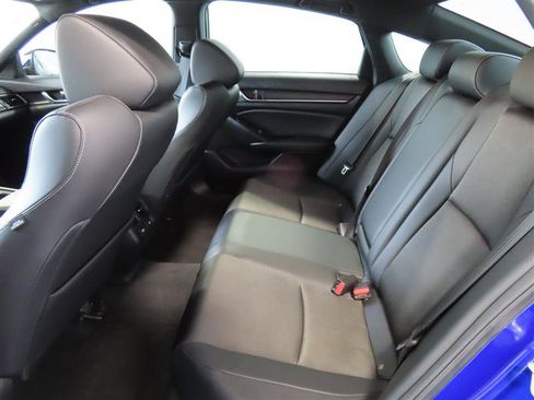 Used 2022 Honda Accord Sport image 31