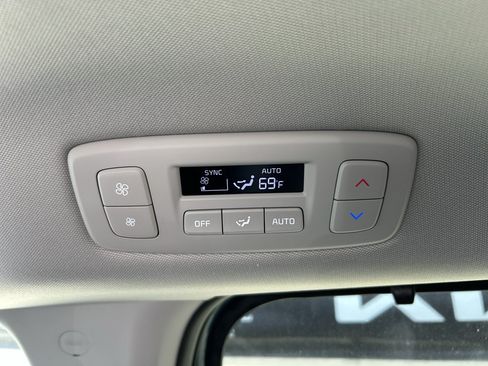 New 2026 Kia Carnival SX Prestige FWD image 15