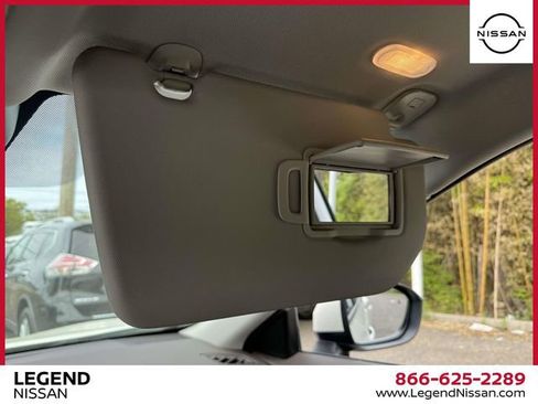Used 2023 Nissan Rogue SV AWD/4WD image 31