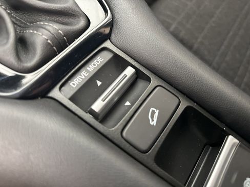 Certified 2026 Honda HR-V Sport image 20