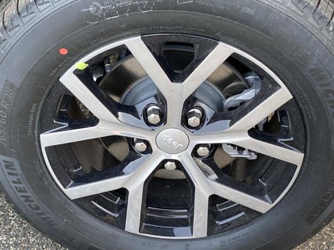 New 2026 Jeep Grand Cherokee Limited image 6