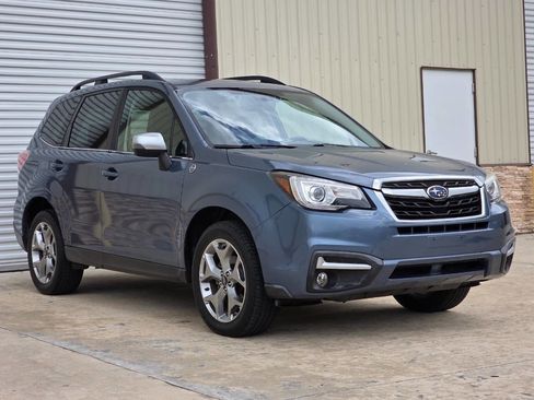 Used 2018 Subaru Forester 2.5i Touring w/ Popular Package #3B image 6