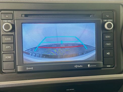 Used 2019 Toyota Tacoma SR5 AWD/4WD image 13