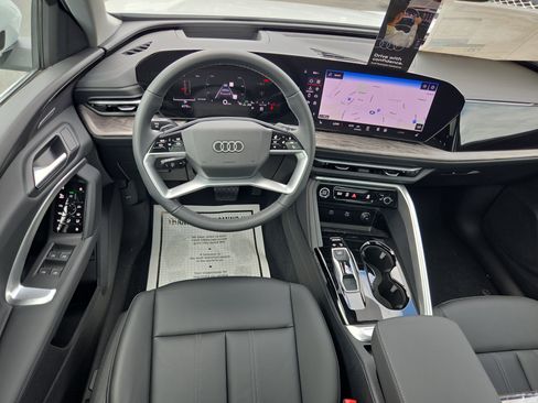 New 2025 Audi Q5 Premium Plus image 5