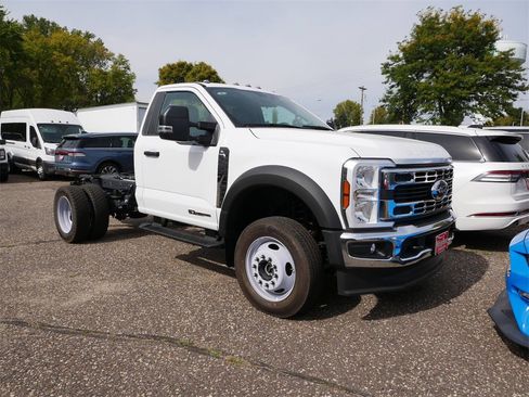 Used 2024 Ford F550 4x4 SuperCab Super Duty image 3