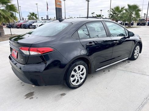 Used 2024 Toyota Corolla LE image 4