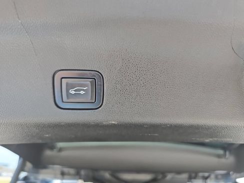 Used 2021 Chevrolet Tahoe LT AWD/4WD image 34