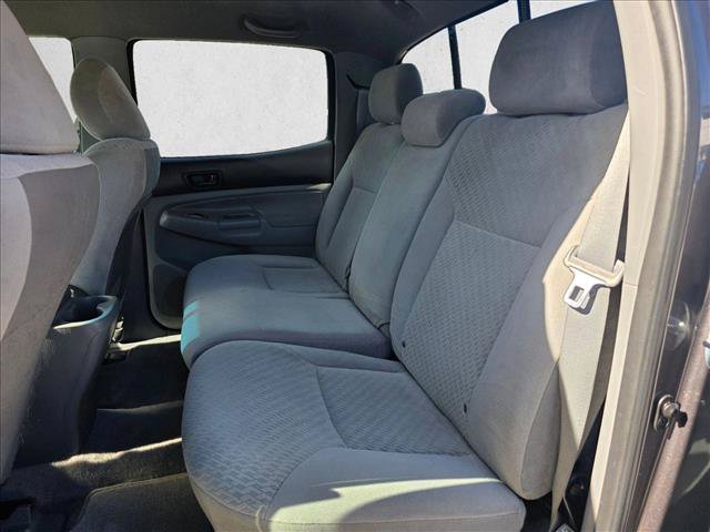 Used 2011 Toyota Tacoma 4x4 Double Cab w/ SR5 Pkg #2 image 12