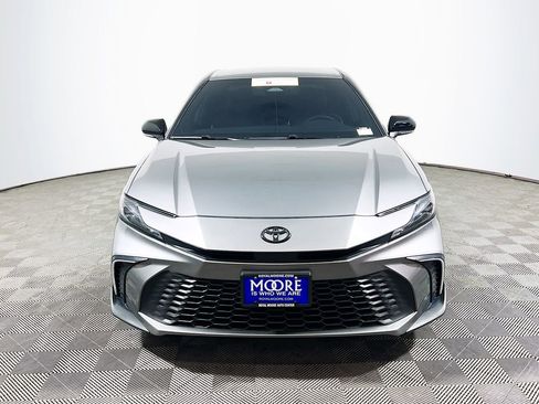 Certified 2025 Toyota Camry SE w/ Convenience Package AWD/4WD image 3