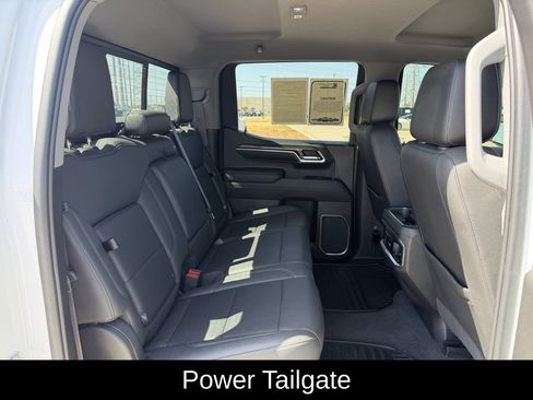 Used 2022 Chevrolet Silverado 1500 LTZ w/ LTZ Convenience Package II AWD/4WD image 36