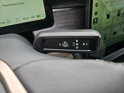 Used 2023 Rivian R1S Adventure AWD/4WD image 11