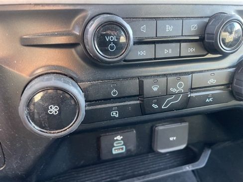 Used 2024 Ford F250 XLT image 23