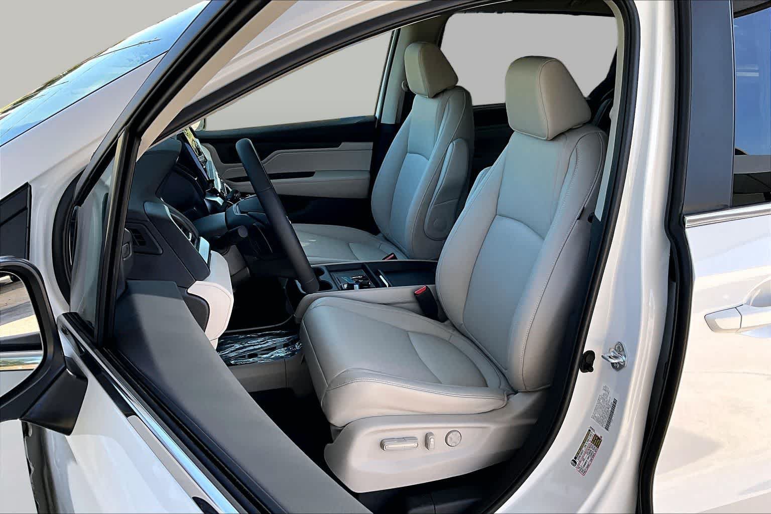 New 2027 Honda Odyssey EX-L image 9