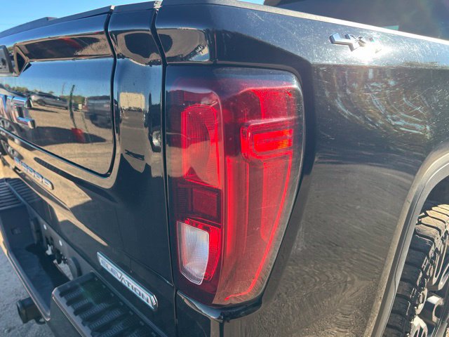 Used 2022 GMC Sierra 1500 Elevation AWD/4WD image 11