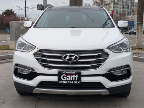 Used 2018 Hyundai Santa Fe Sport image 10