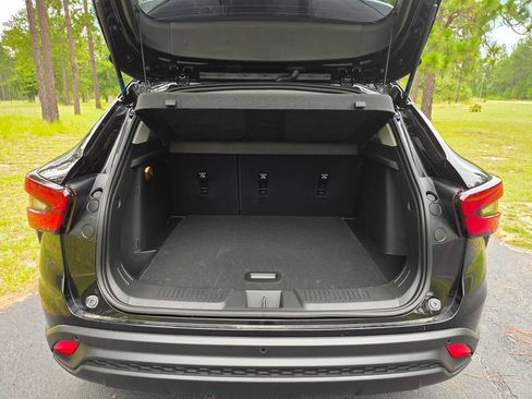 New 2026 Chevrolet Trax LT w/ Sunroof Package FWD image 20