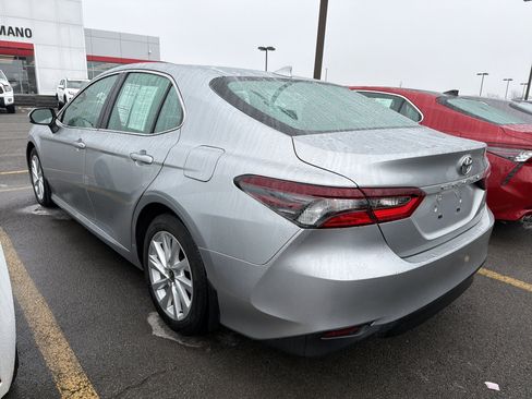 Used 2023 Toyota Camry LE image 5