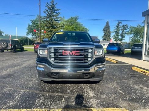 Used 2017 GMC Sierra 1500 SLT w/ SLT Premium Package AWD/4WD image 2
