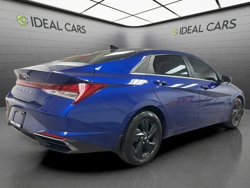 Used 2021 Hyundai Elantra SEL w/ Convenience + Premium Package FWD image 5